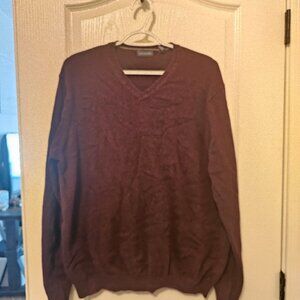 Mens Van Heusen v neck sweater, size XL